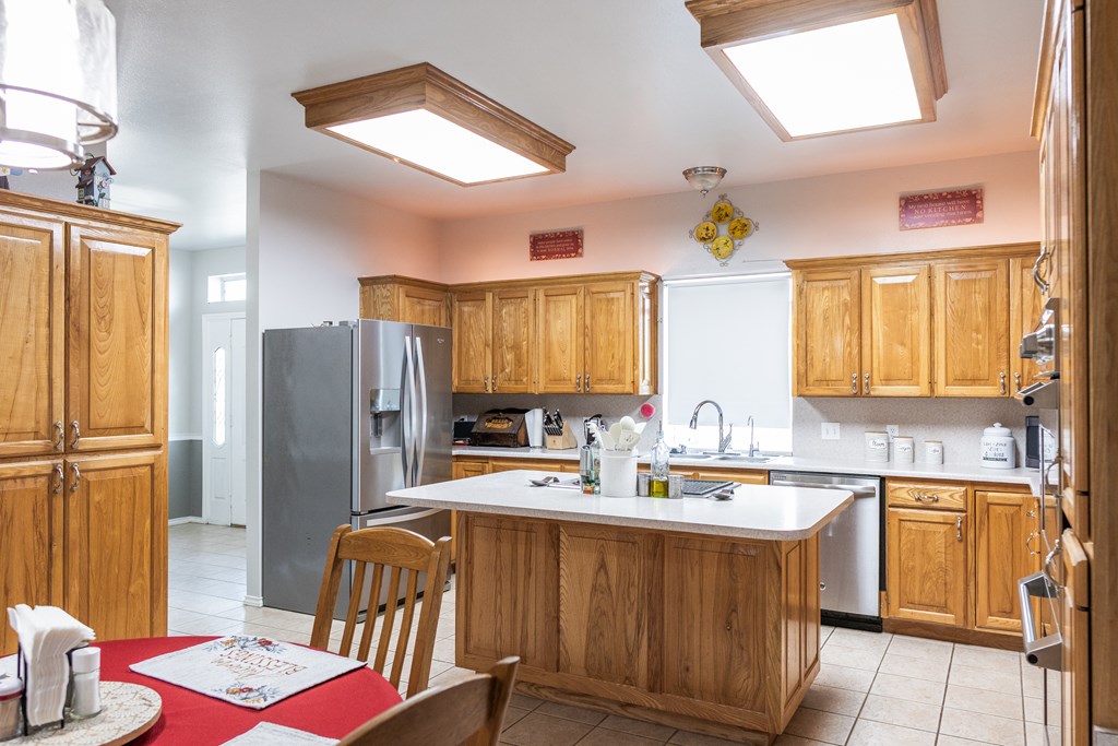 6034 Devonshire Lane Property Photo 11
