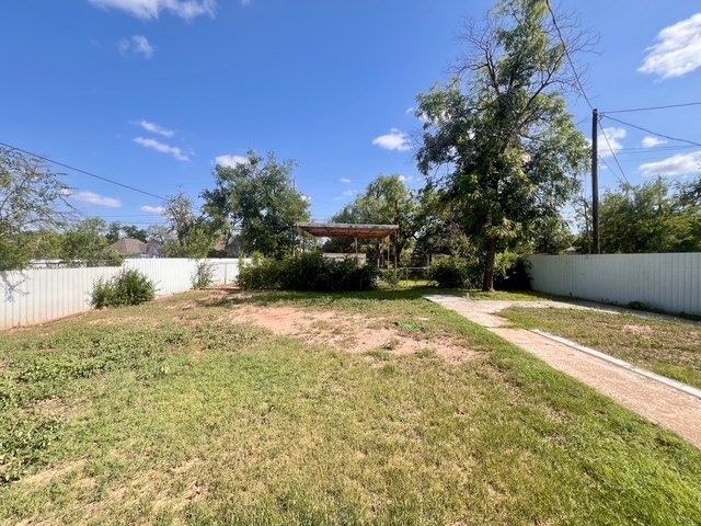 721 Spaulding St Property Photo 15