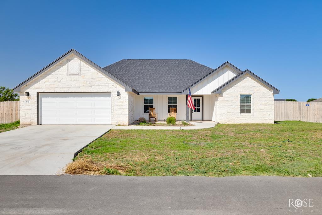 2846 Ricks Dr Property Photo 1