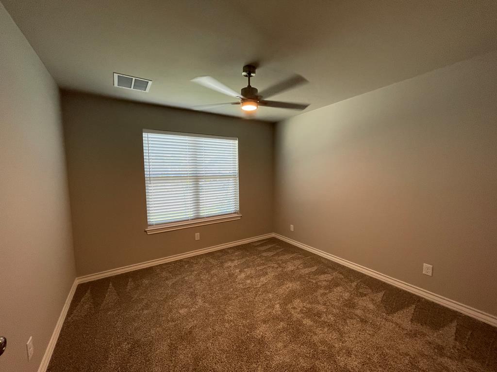 3142 Cedarhill Dr Property Photo 9