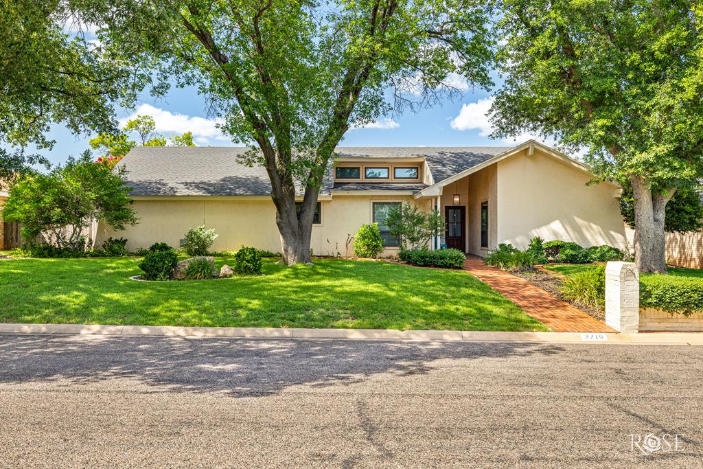 3210 Briargrove Lane Property Photo 1