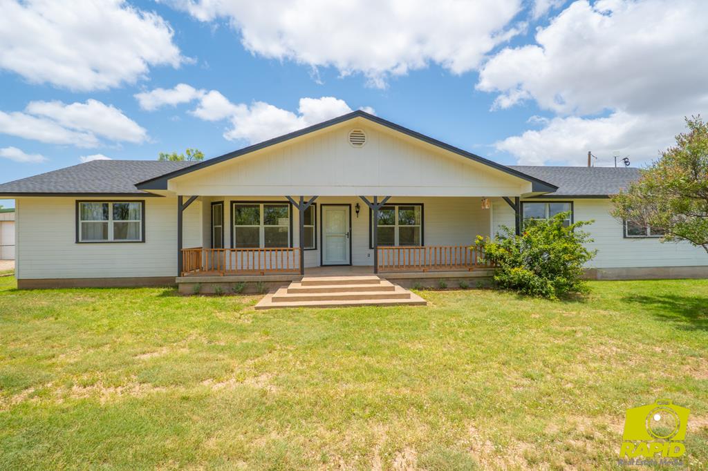 10561 Twin Lakes Lane Property Photo 1