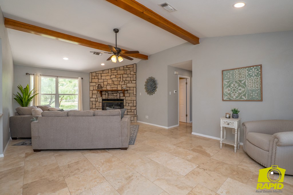 10561 Twin Lakes Lane Property Photo 7