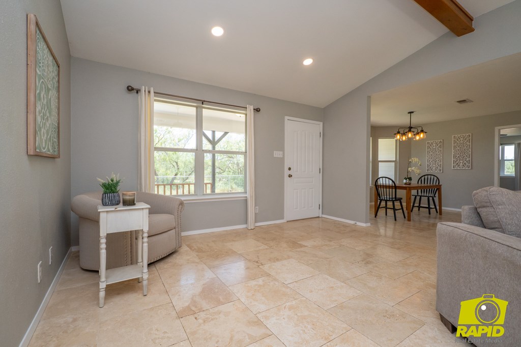 10561 Twin Lakes Lane Property Photo 10