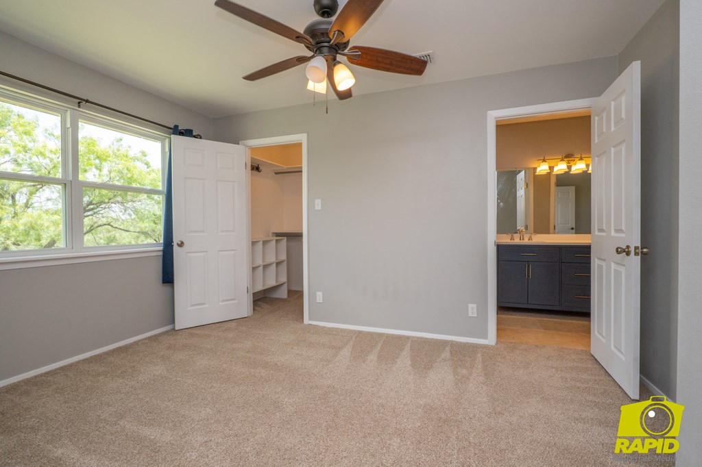 10561 Twin Lakes Lane Property Photo 27