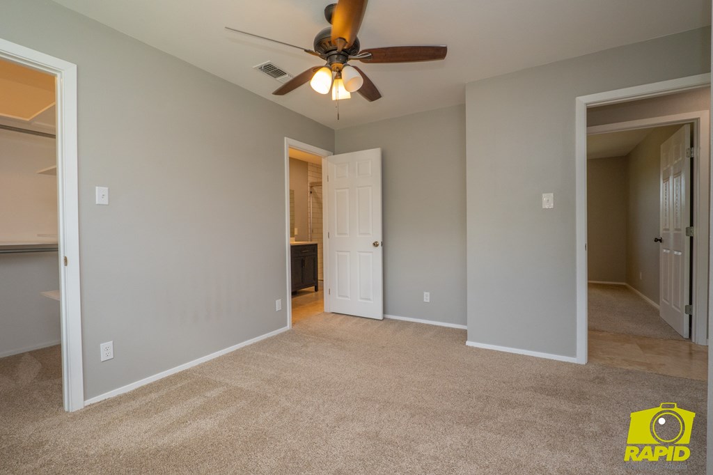 10561 Twin Lakes Lane Property Photo 28