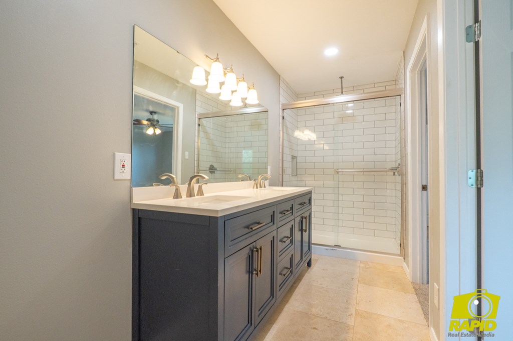 10561 Twin Lakes Lane Property Photo 29