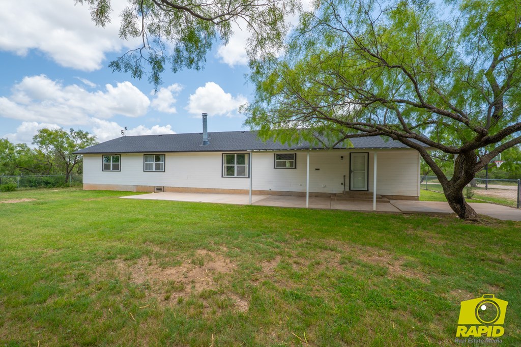 10561 Twin Lakes Lane Property Photo 34