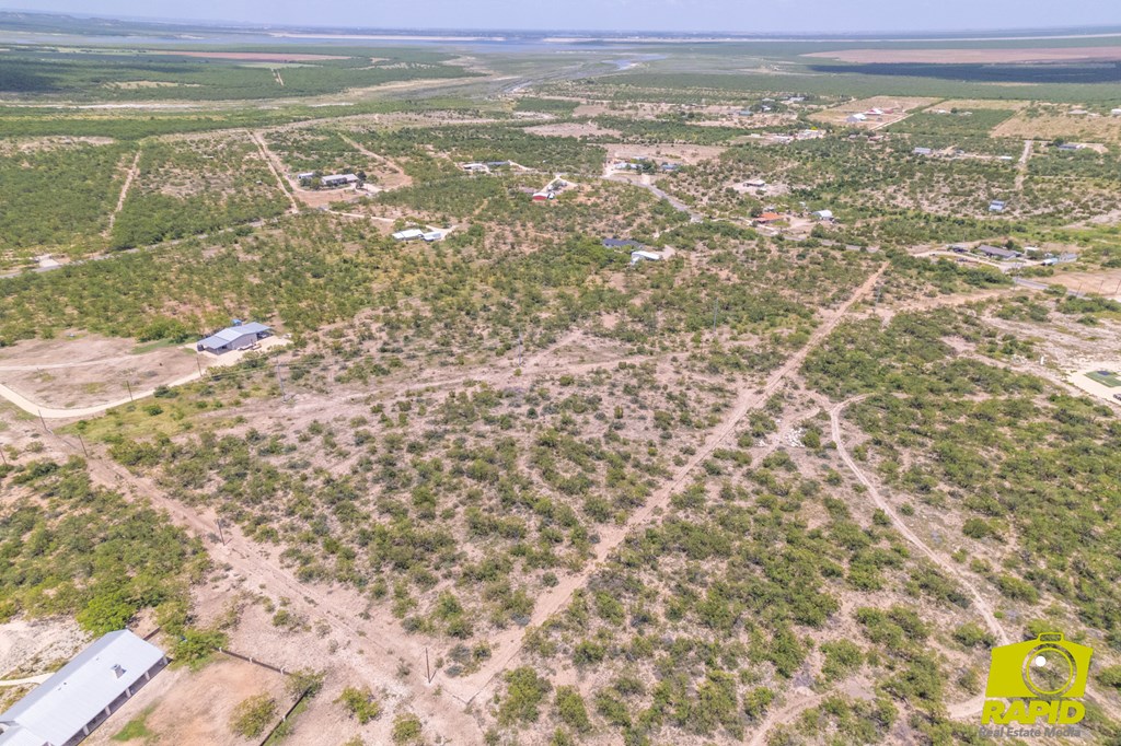 10561 Twin Lakes Lane Property Photo 49