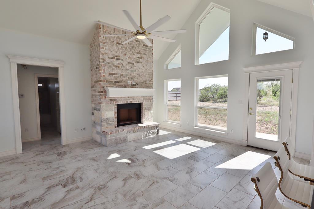 3223 Reindeer Run Property Photo 4