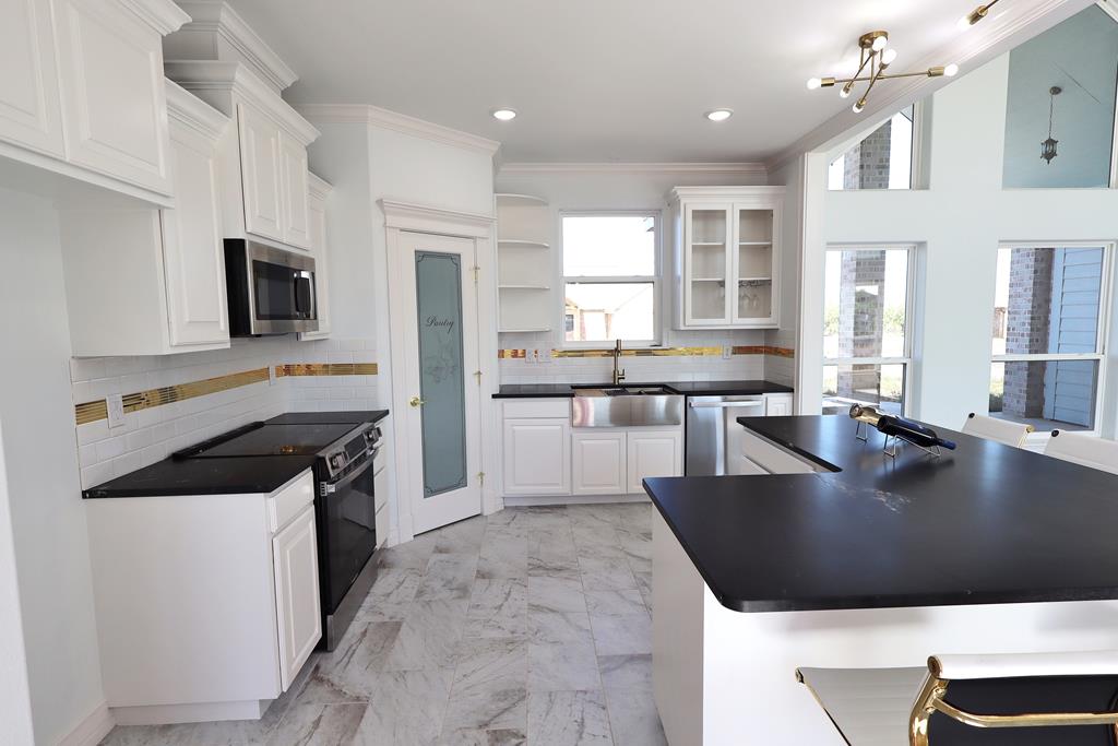 3223 Reindeer Run Property Photo 7
