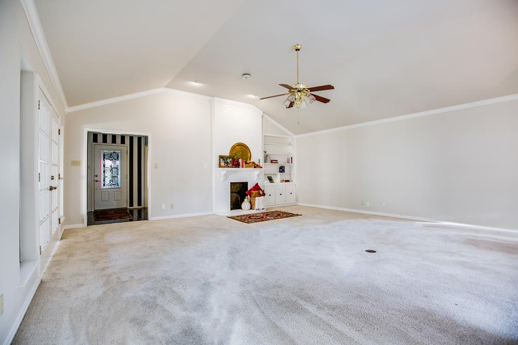 3916 Driftwood Dr Property Photo 11