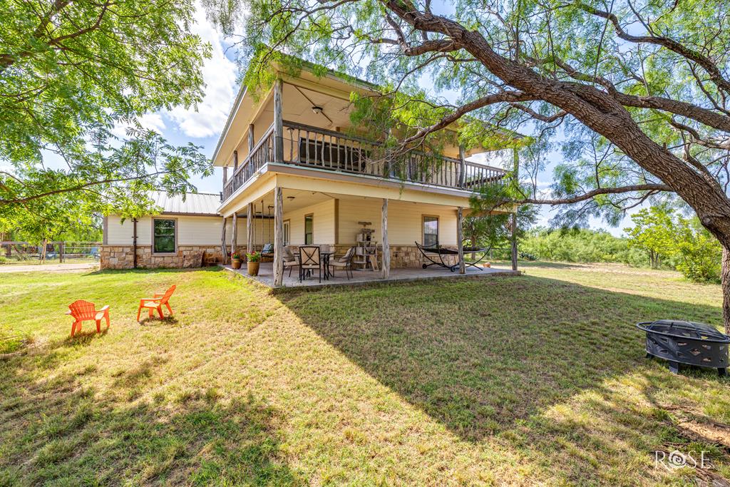 11483 N Grape Creek Rd Property Photo 1