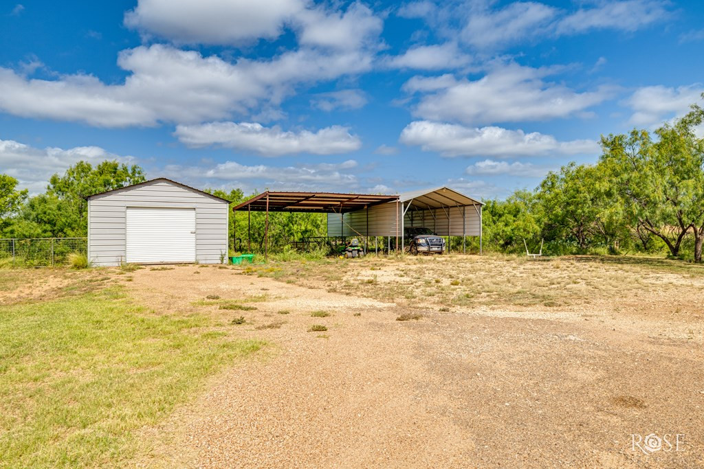 11483 N Grape Creek Road Property Photo 6