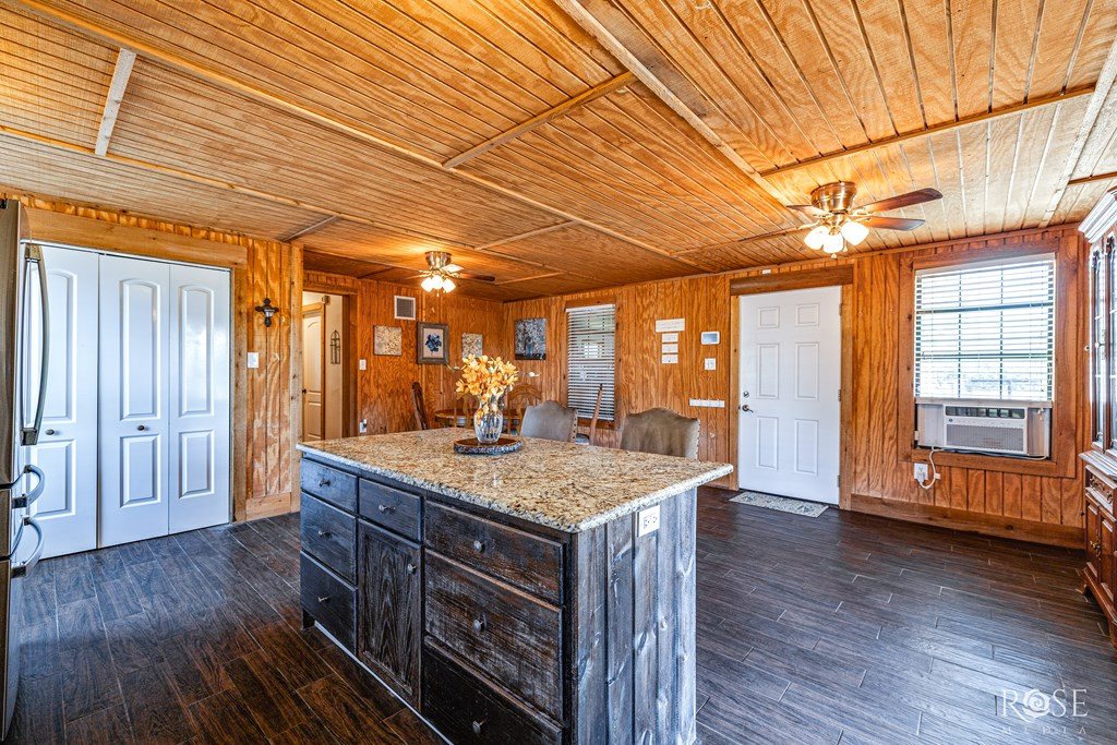 11483 N Grape Creek Road Property Photo 16