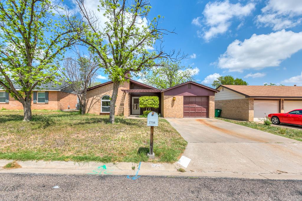 2756 Eunice Dr Property Photo 1