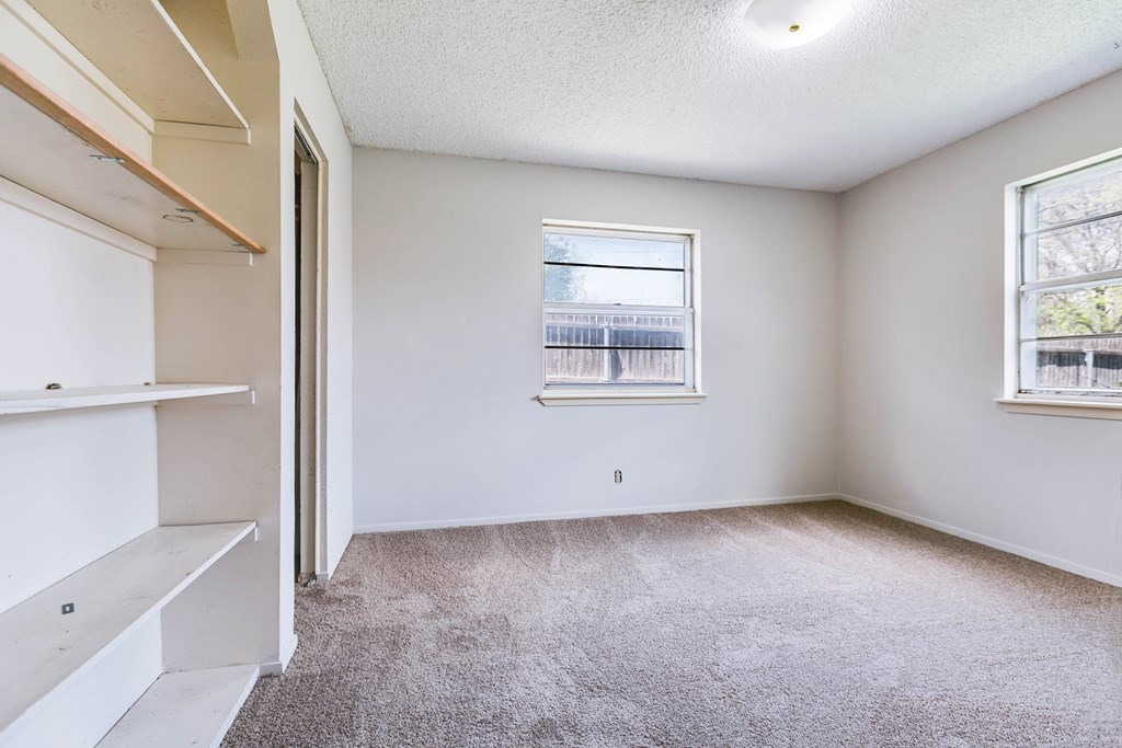 2756 Eunice Dr Property Photo 17