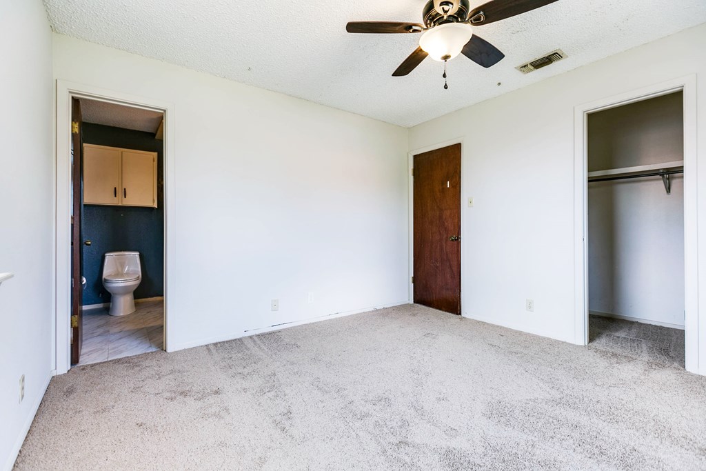 2756 Eunice Dr Property Photo 19