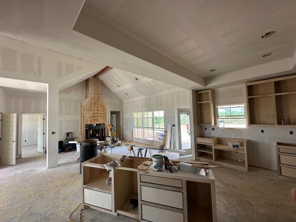 9753 Grey Wolf Lane Property Photo 7