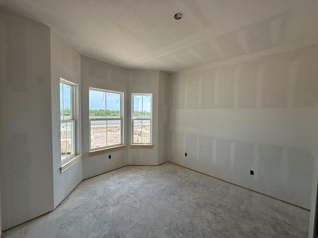 9753 Grey Wolf Lane Property Photo 18