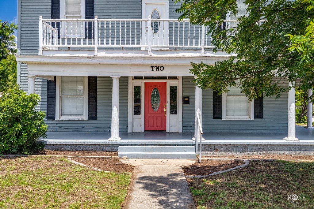 2 N Adams St Property Photo 4