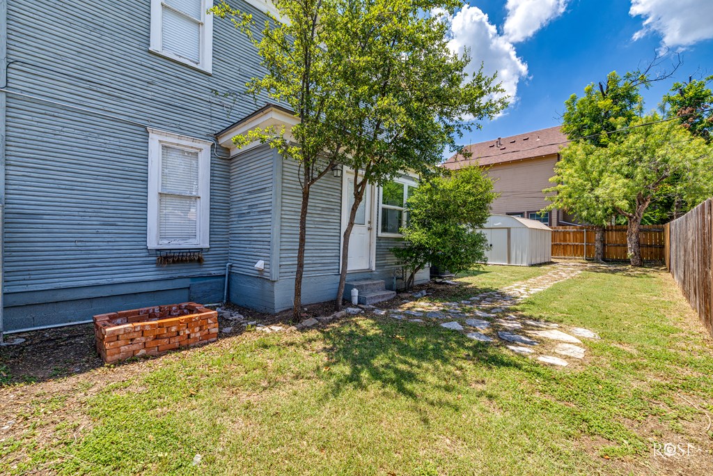 2 N Adams St Property Photo 37