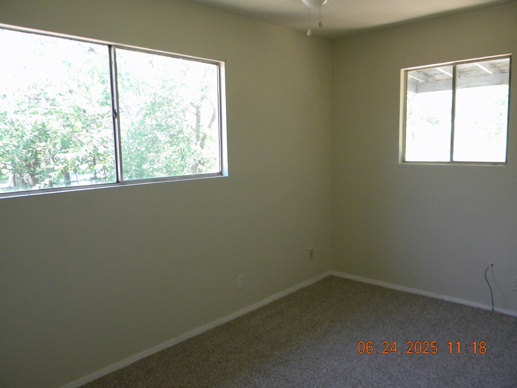 1334 State St Property Photo 9