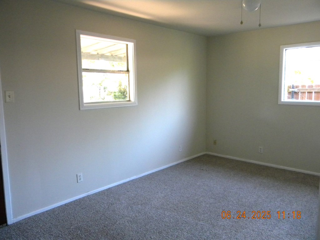 1334 State St Property Photo 10