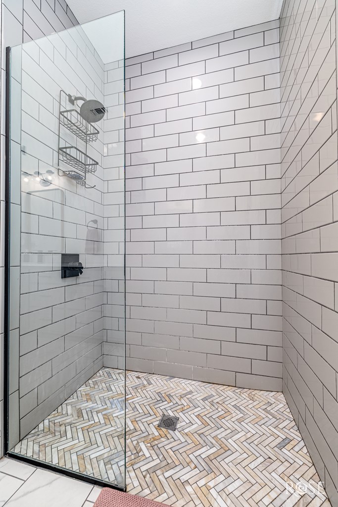 726 W Ave I Property Photo 18