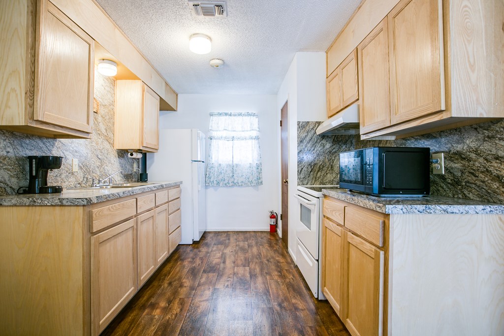 165 Woodruff St Property Photo 11