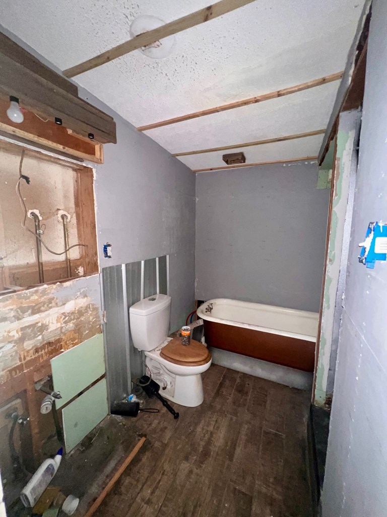 1642 Evelyn Ave Property Photo 8