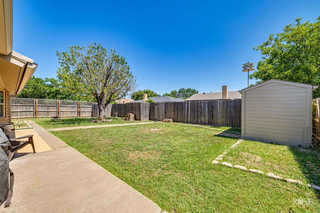 1729 Parkview Dr Property Photo 29