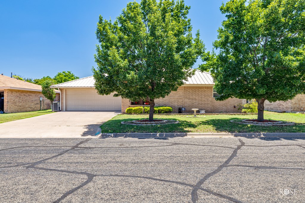 1729 Parkview Dr Property Photo 32