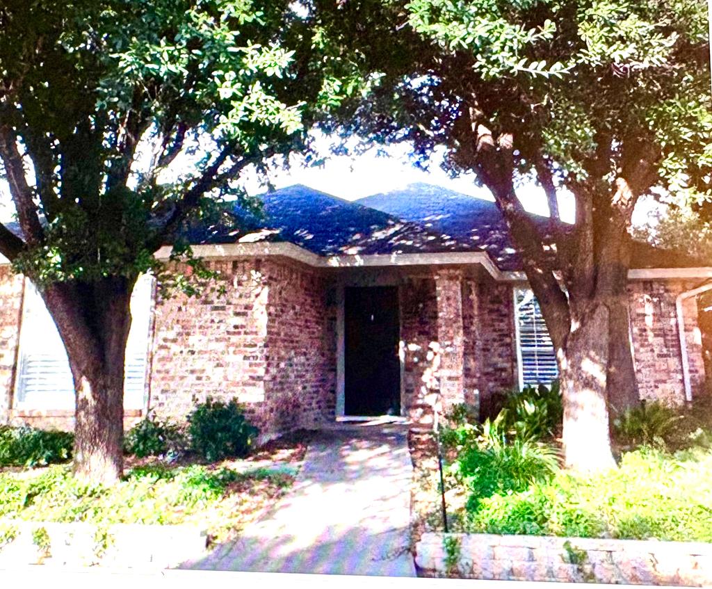 4553 Shingle Oak Lane Property Photo 1