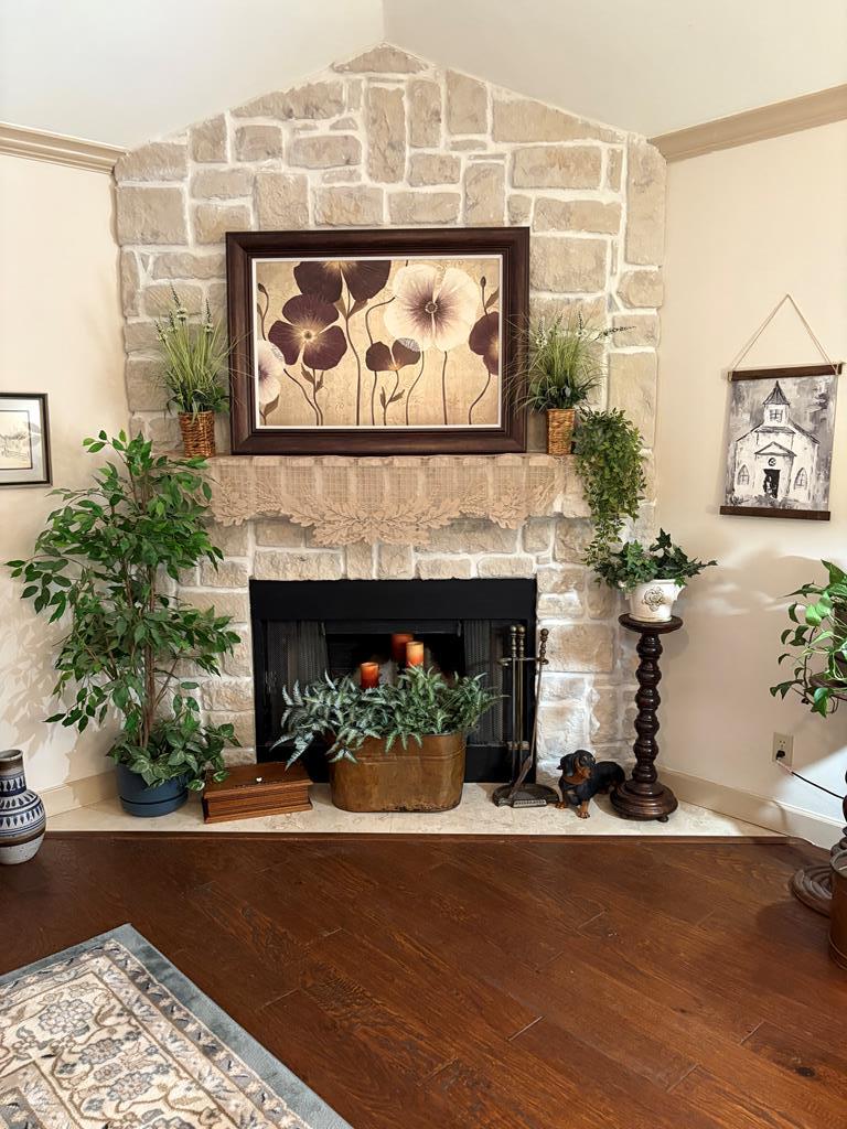 4553 Shingle Oak Lane Property Photo 6