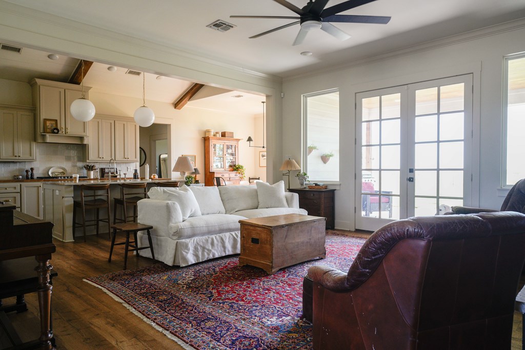 12642 Rasberry Lane Property Photo 6