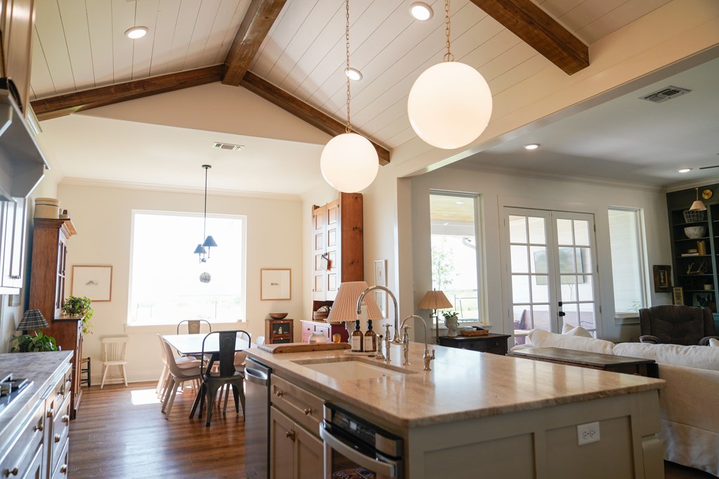 12642 Rasberry Lane Property Photo 14