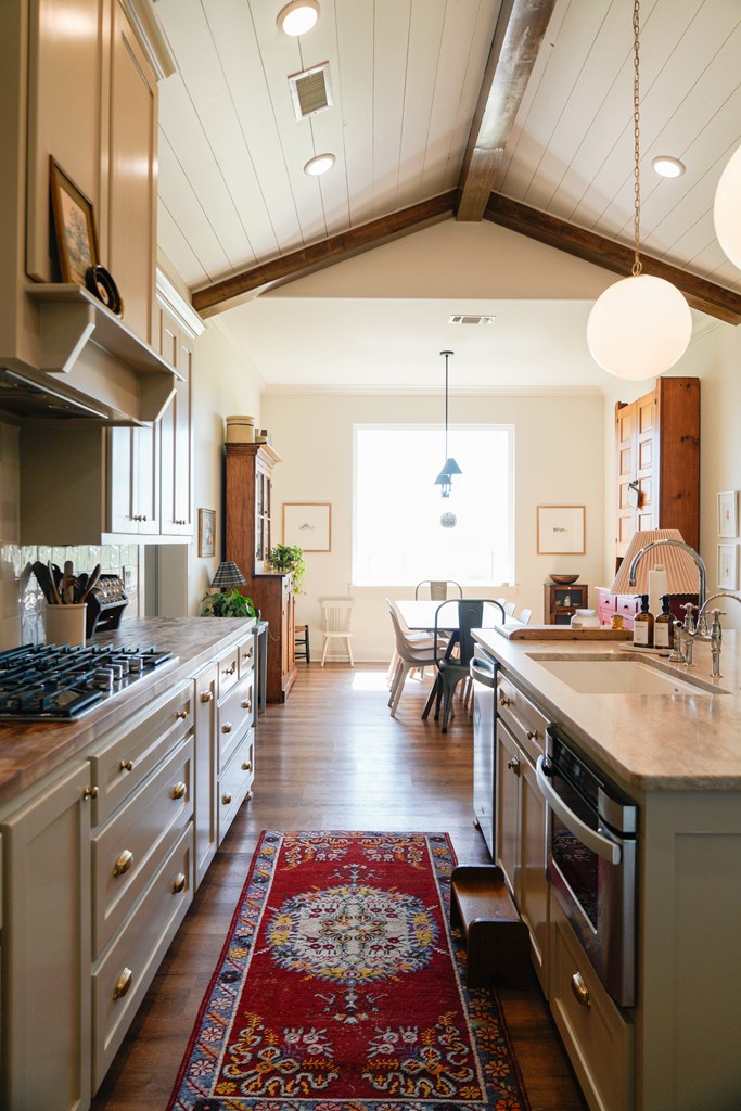 12642 Rasberry Lane Property Photo 17