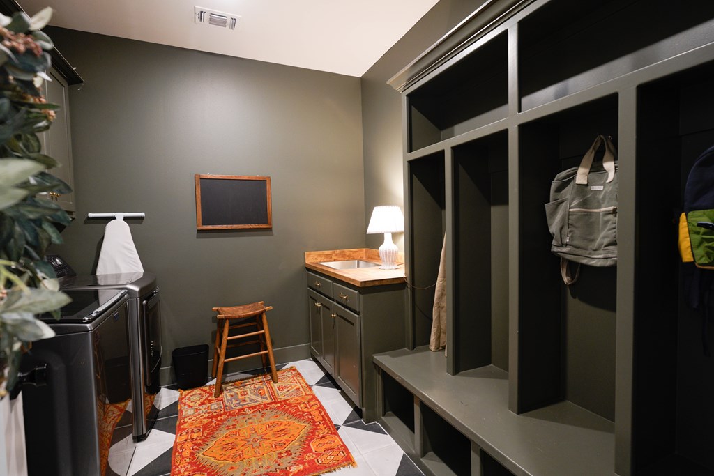 12642 Rasberry Lane Property Photo 35