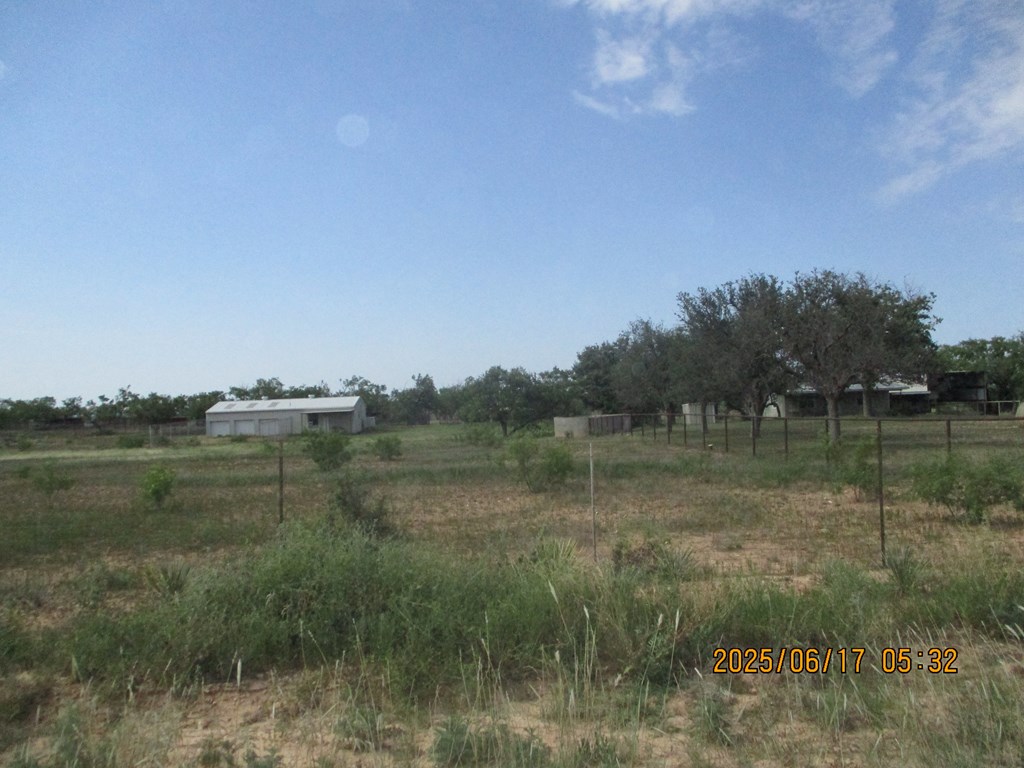 420 Juniper Rd Property Photo 3