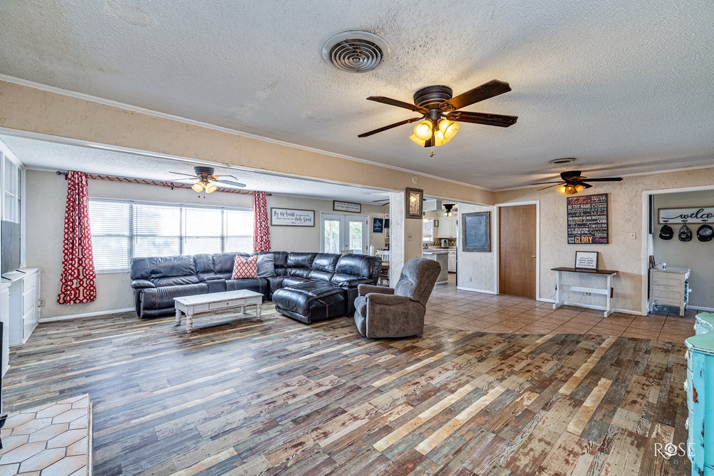 2029 China St Property Photo 9