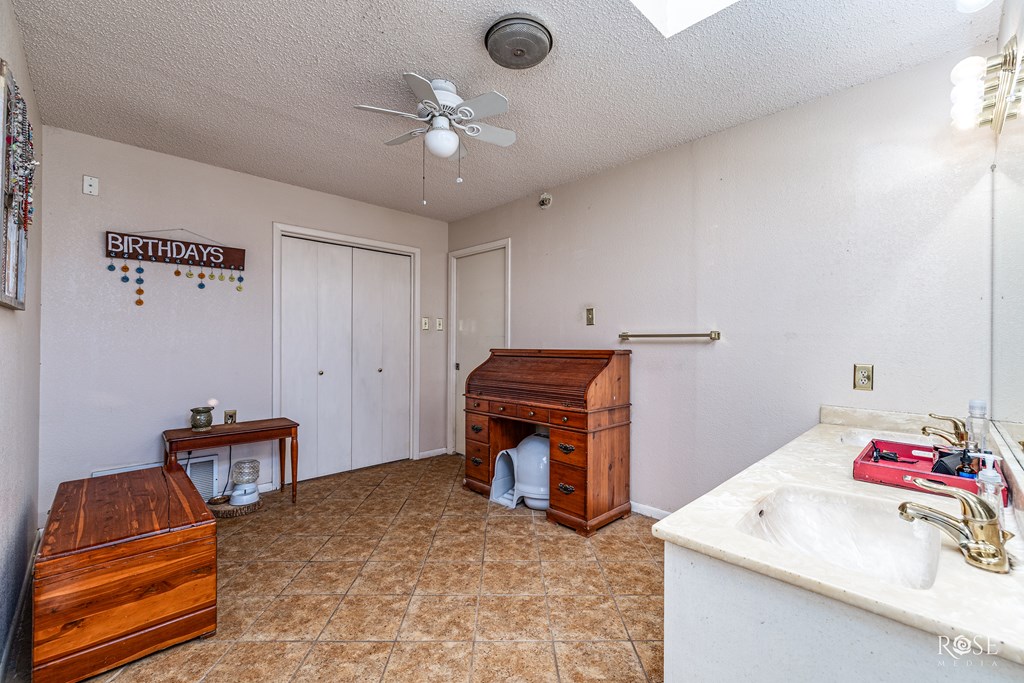 2029 China St Property Photo 18