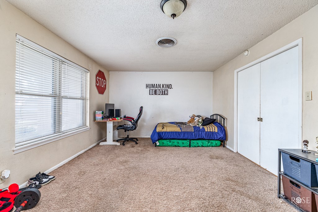 2029 China St Property Photo 21