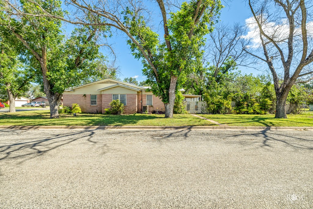 2029 China St Property Photo 31