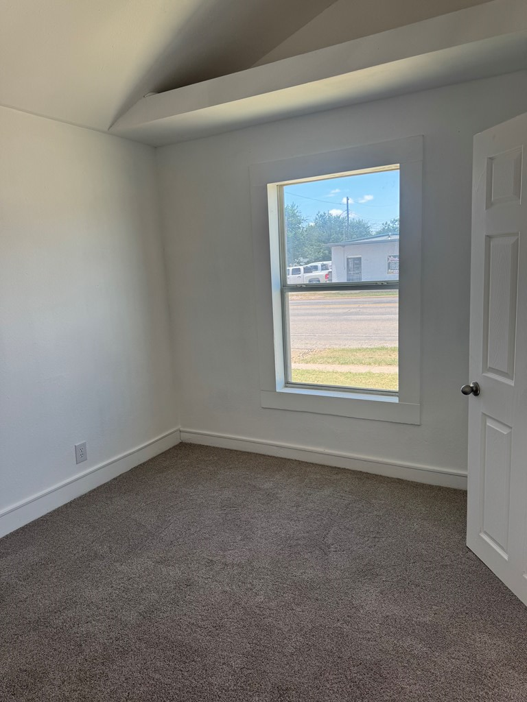 1310 S Chadbourne St Property Photo 4
