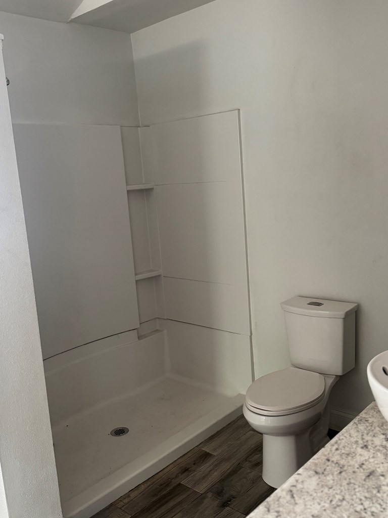 1312 S Chadbourne St Property Photo 4