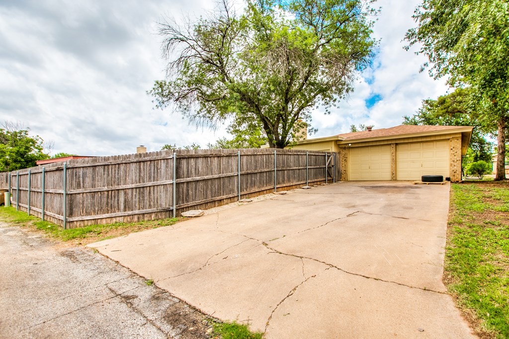 3306 Timber Ridge Dr Property Photo 33