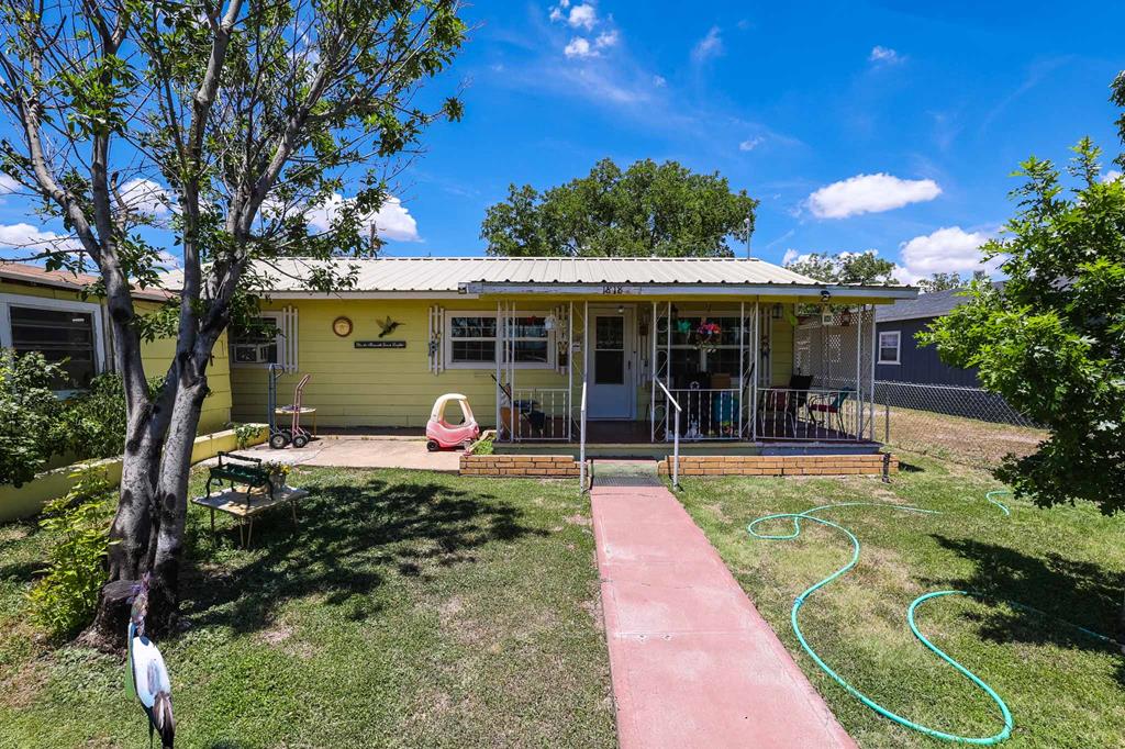 1818 Walnut St Property Photo 1