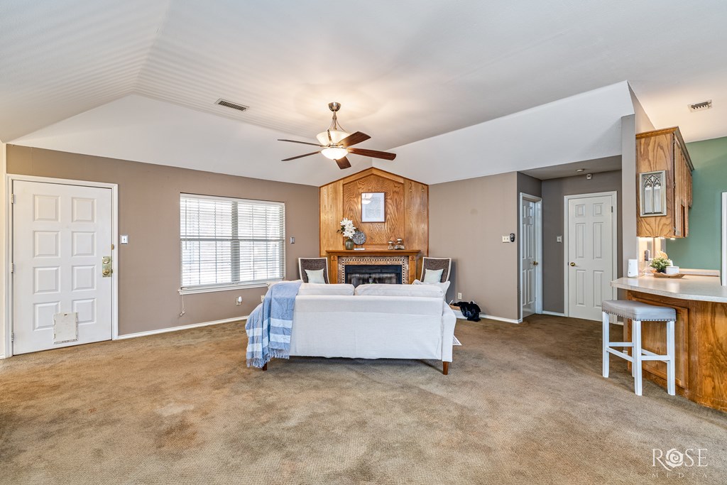 4541 Shingle Oak Lane Property Photo 4