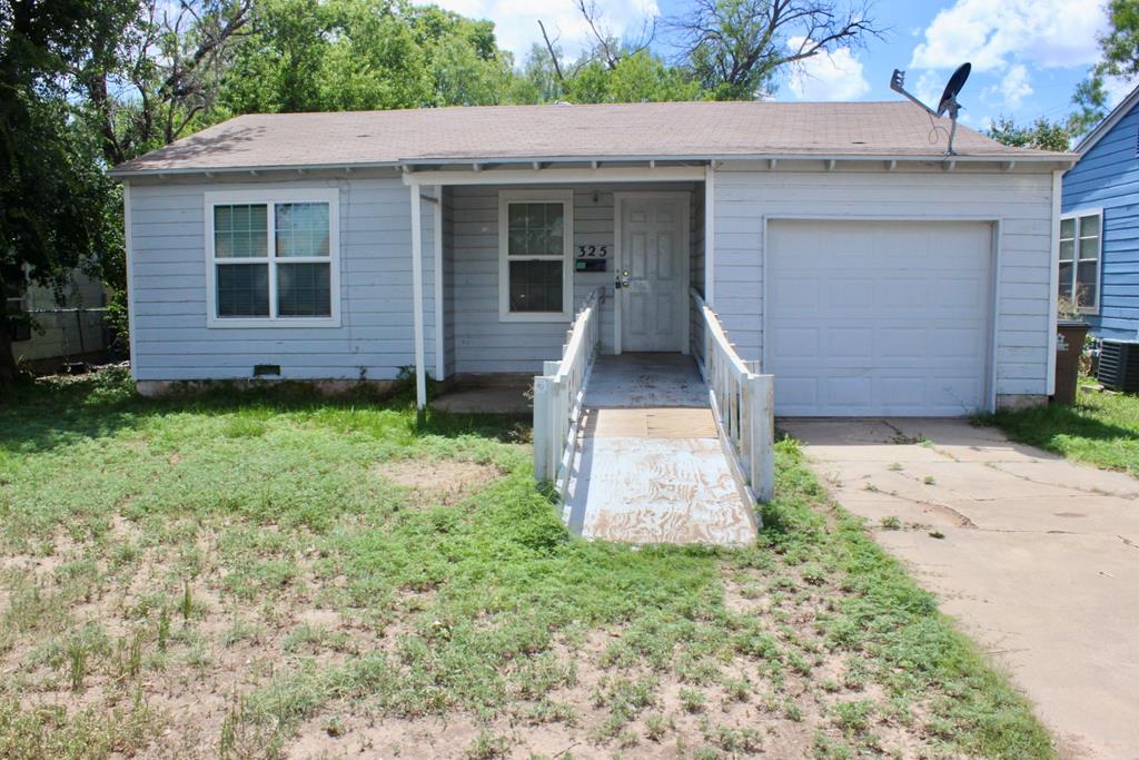 325 St Johns St Property Photo 1